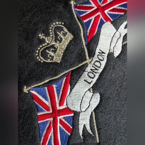 Buckingham London Embroidered Sweatshirt from England Women S/M British Royals - Picture 12 of 14